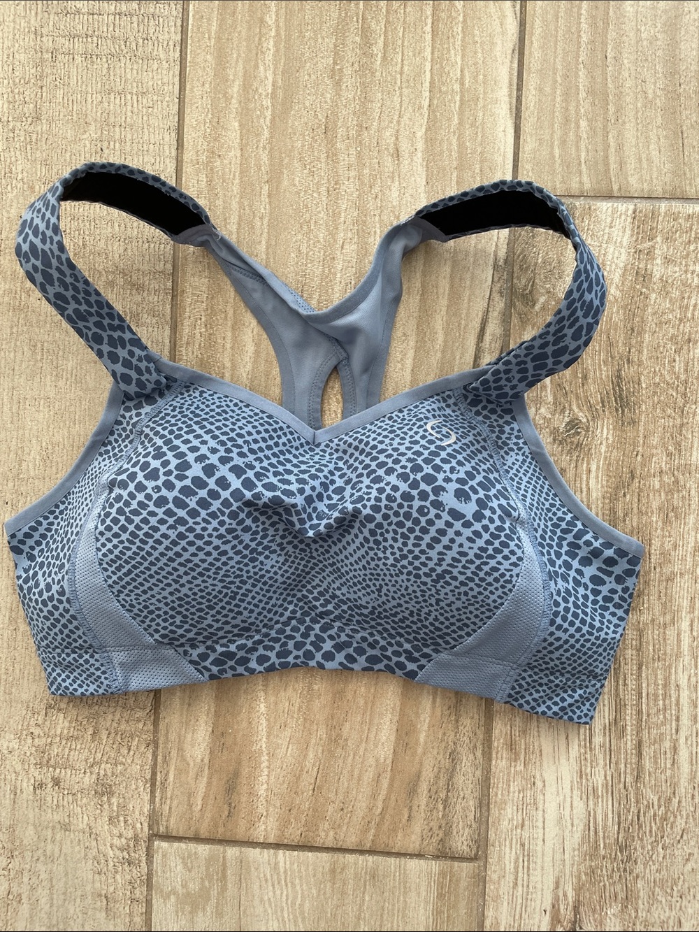 Moving Comfort blue speckled print sports bra, size 36C, EUC